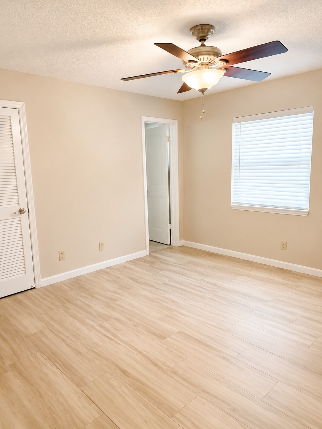 Building Photo - 9129 W Highland Pines Blvd