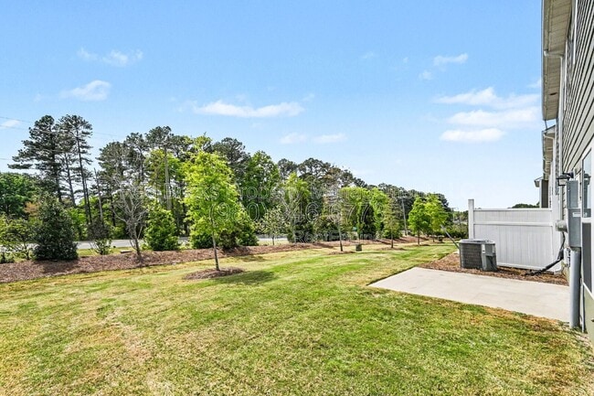 Building Photo - 2785 Yeager Dr NW