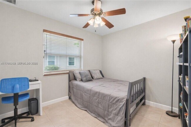 Building Photo - 4332 NW 120th Ln