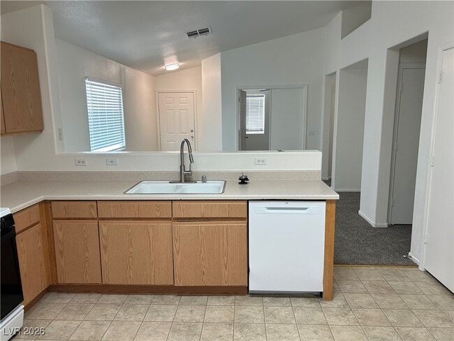 Building Photo - 5704 W Raven Creek Ave