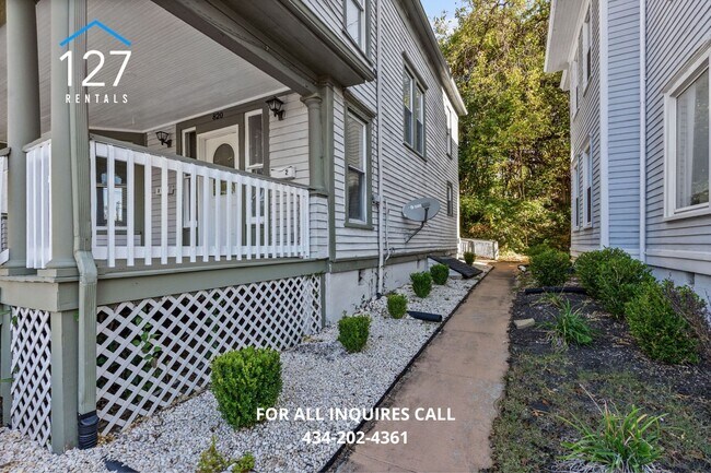 Building Photo - Lovely 3/1 located close on Historic Rivermont