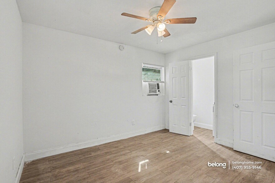 Building Photo - 2507 Stratford Dr