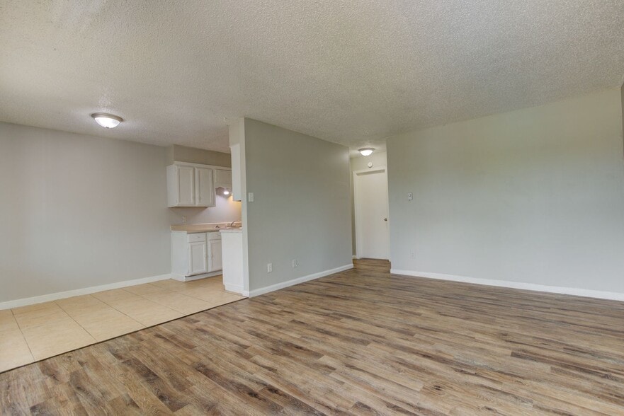 Interior Photo - The View: 1 & 2 Bedroom Apartments with Al...