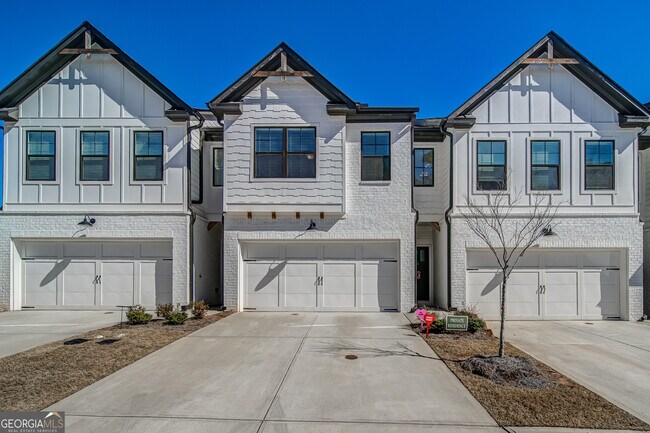 Primary Photo - 96 Auburn Gate Ln