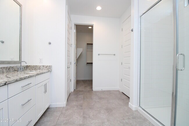 Building Photo - 12546 W Calle De Baca