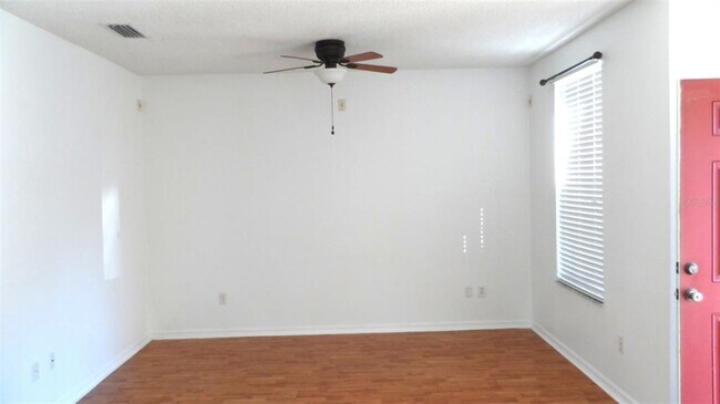 Building Photo - 1411 Sedgwick Dr