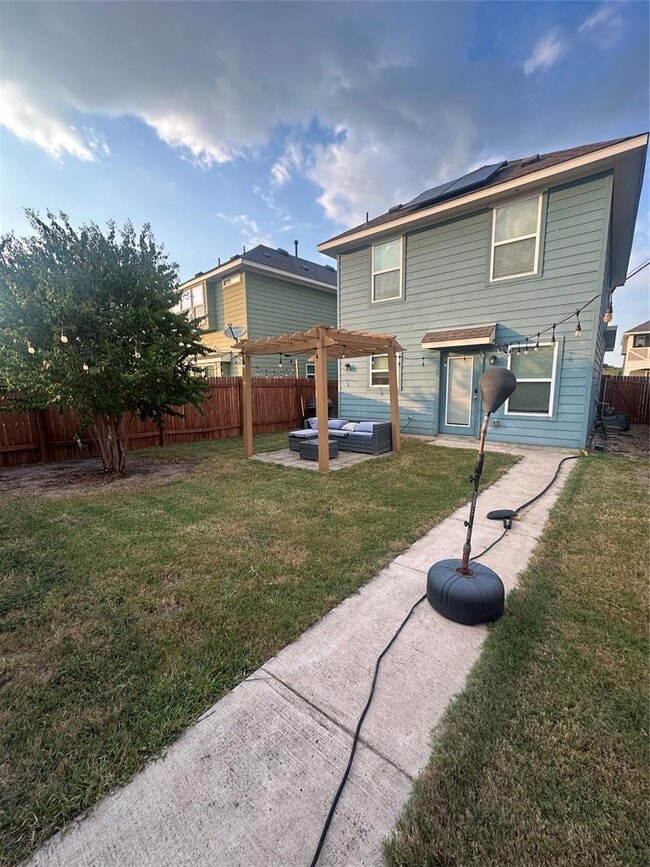 Building Photo - 127 Frasier Dr