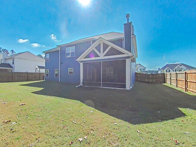 Building Photo - 5 Bedroom Home in Columbia County!