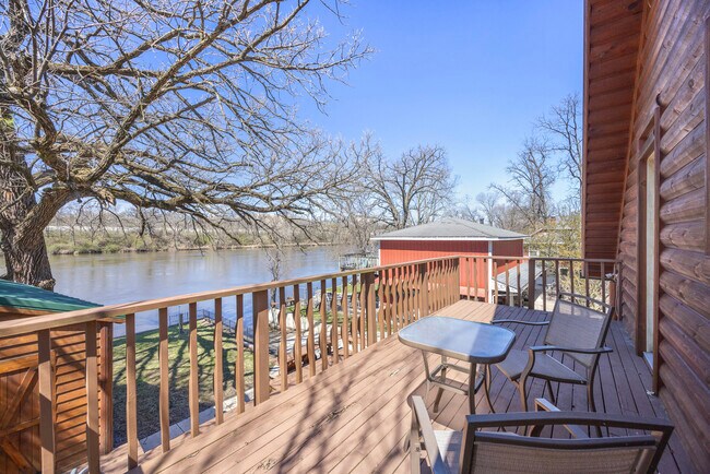 Building Photo - 3341 E 2059th Rd