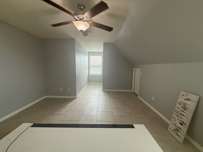 Building Photo - 6605 NW 158th St