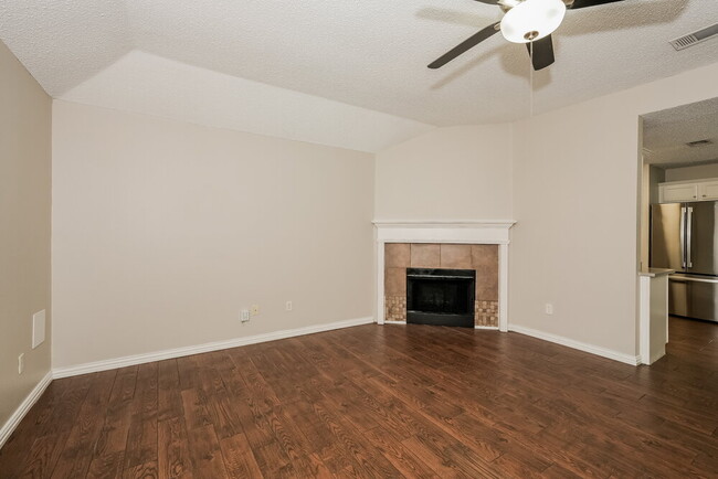 Building Photo - 317 Helmsford Trail
