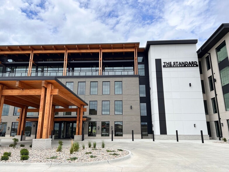 Interior Photo - The Standard at 36th Street