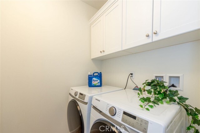 Building Photo - 53 Strawberry Grove
