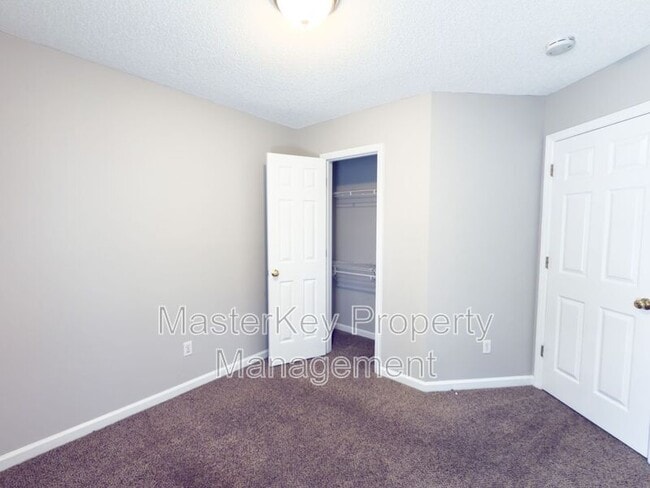 Building Photo - 5637 Fieldcross Ct