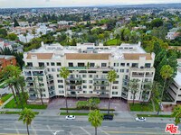Building Photo - 4460 Wilshire Blvd