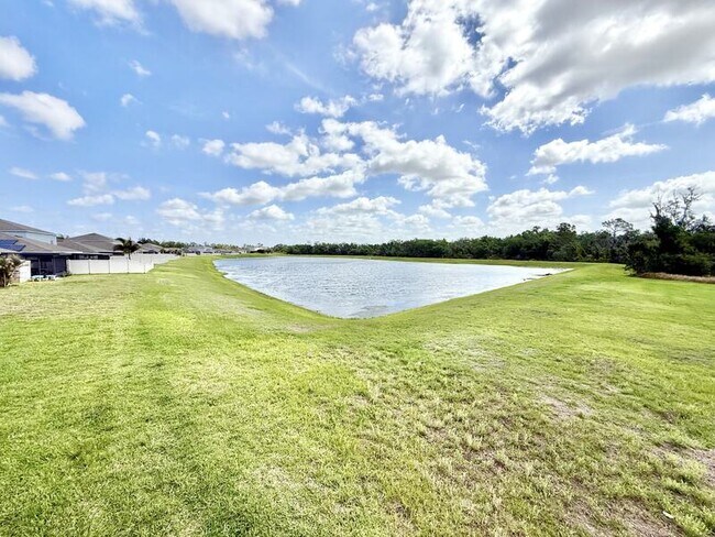 Building Photo - 17134 White Mangrove Dr