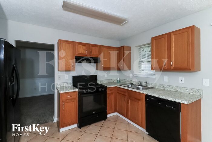 Building Photo - 1118 Summerstone Ln