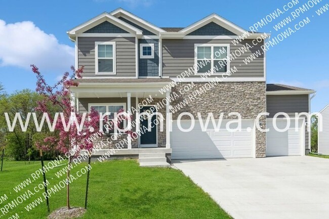 Primary Photo - BEAUTIFUL WAUKEE HOME!! Sublease until 6/3...