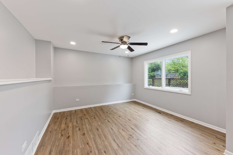 Building Photo - 13723 S Mallard Dr