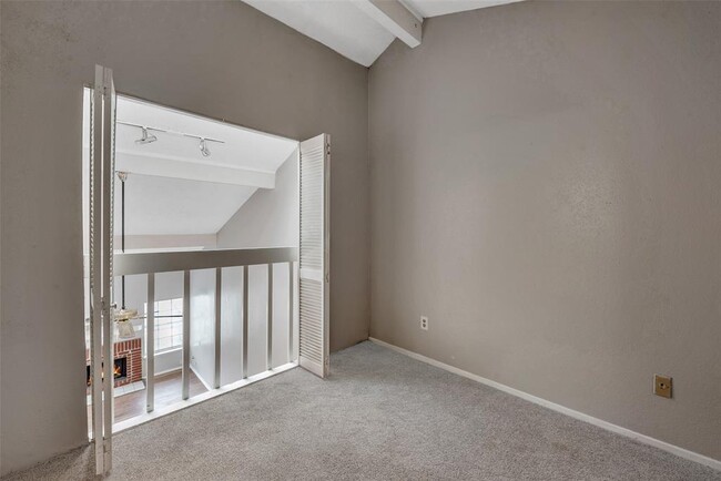Building Photo - 6345 Cattails Ln