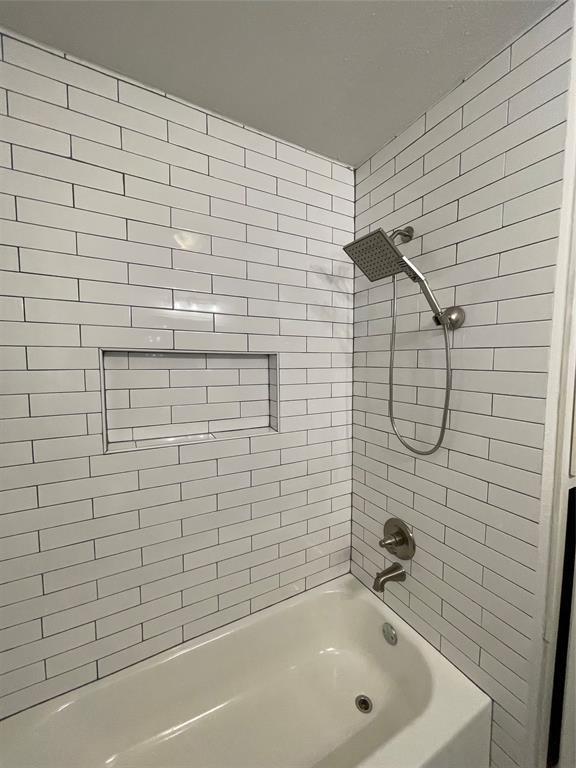 Building Photo - 4946 Eppes St