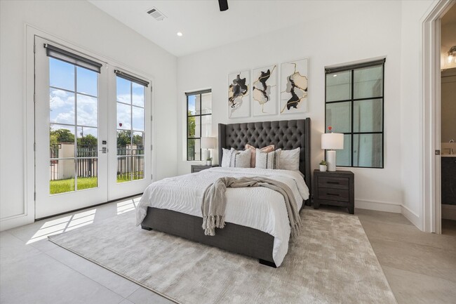 Building Photo - 5824 Winsome Ln