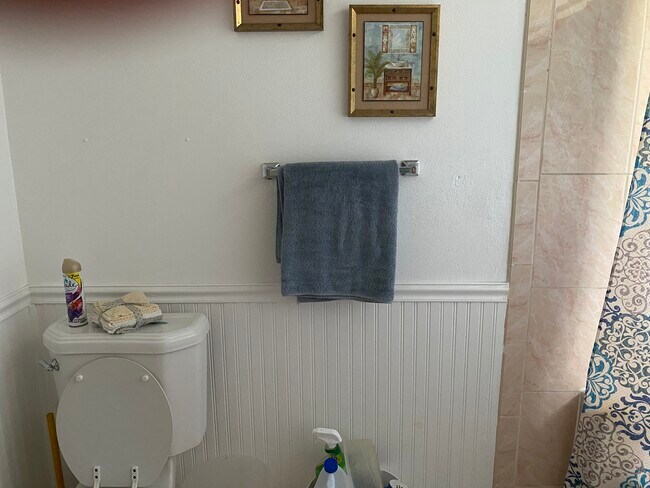 Building Photo - 89 Ada Dr