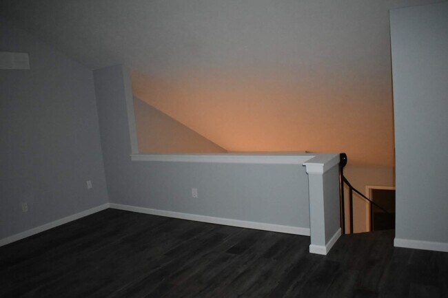 Building Photo - Woodlands