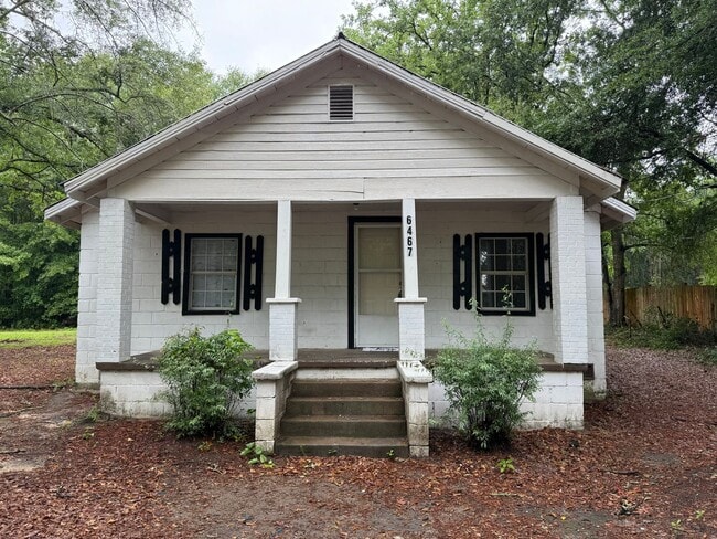 Primary Photo - Two Bedroom Home for Rent