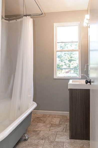 Building Photo - 1600 Rutherford Ave