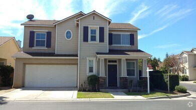 Building Photo - 2-Story home in the gated community of Eur...