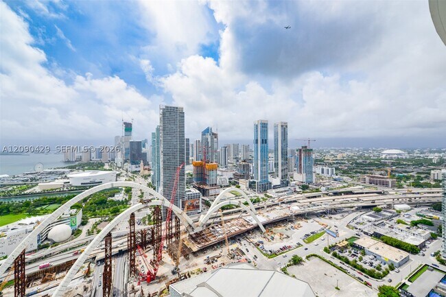 Building Photo - 1400 Biscayne Blvd