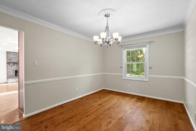 Building Photo - 4650 Palomino Ct