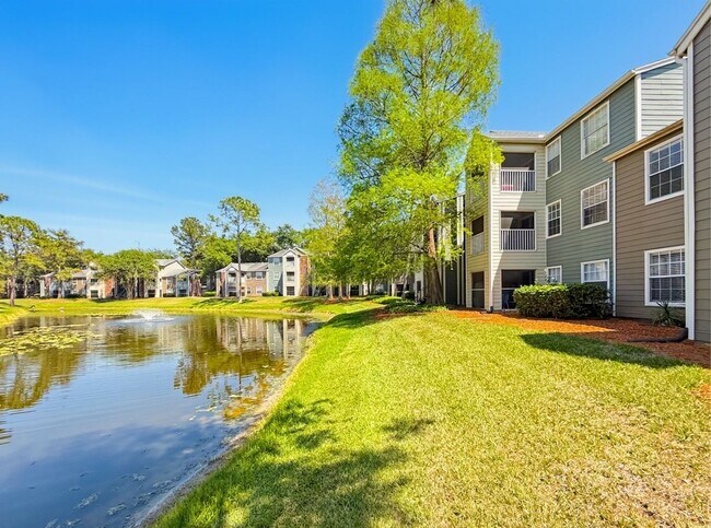 Building Photo - 2/2 Remodeled Condominium In Park Central, Millenia