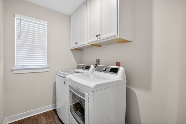 Building Photo - 8625 Windon Ct