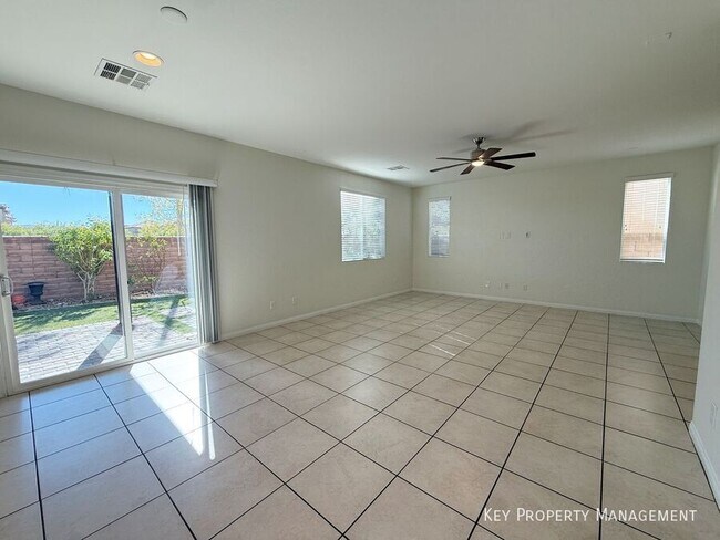 Building Photo - 7769 Britton Rose Dr