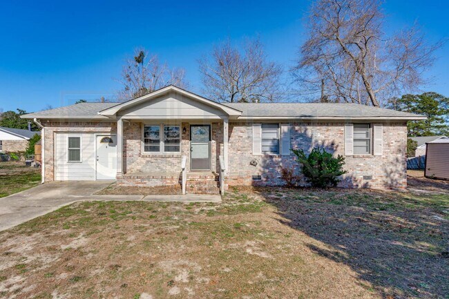 Building Photo - Updated 3/1 in Blythewood