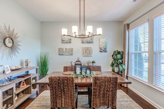 Building Photo - Luxury Townhome for rent!