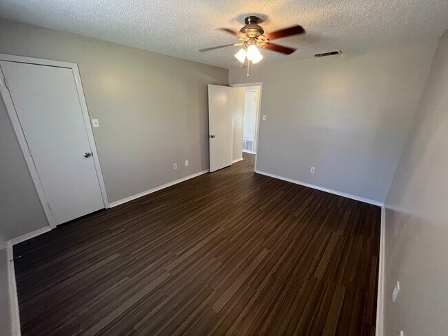 Building Photo - 13483 Rhudy Dr