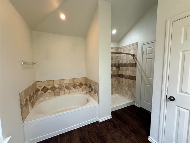 Building Photo - 8201 Charter Bend