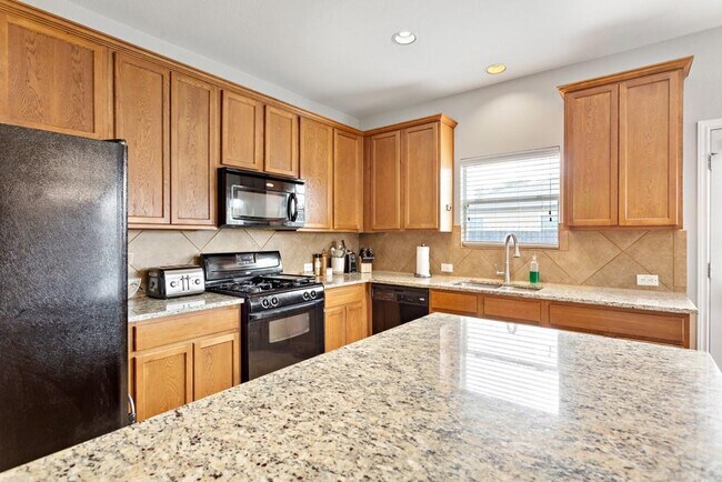 Building Photo - 2009 Blewett Dr