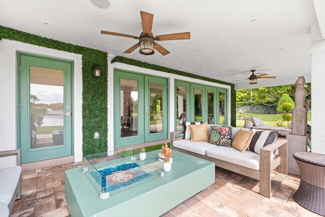 Building Photo - 6204 Celadon Cir