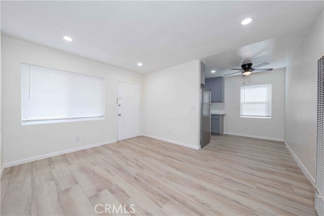 Building Photo - 1316 W Valencia Dr