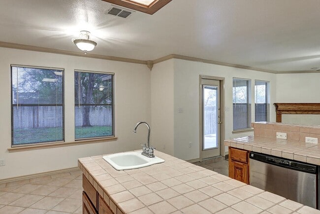 Building Photo - 4249 Rapids Dr