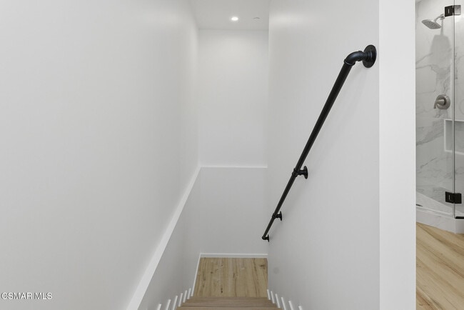 Building Photo - 265 McKnight Rd