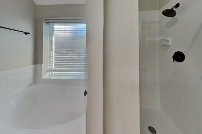 Building Photo - 21023 La Arbre Ln
