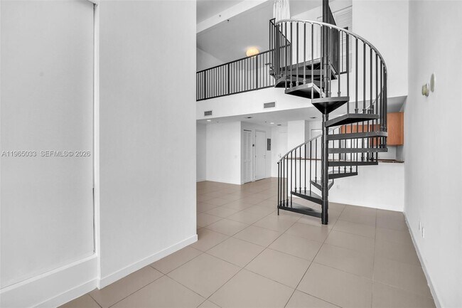 Building Photo - 300 S Biscayne Blvd