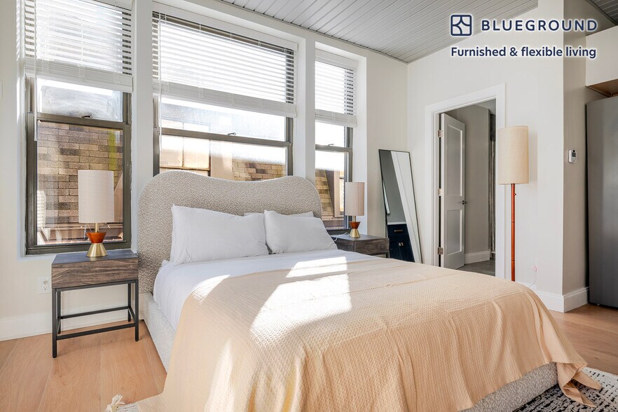 Building Photo - 44 Bromfield St