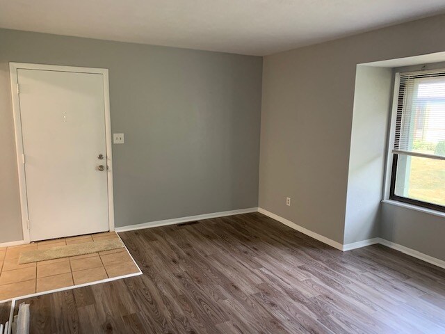 Building Photo - 52152 Friars Ct