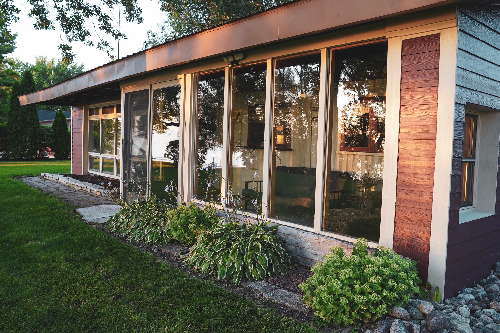 Building Photo - N3203 Ecker Lakeland Dr